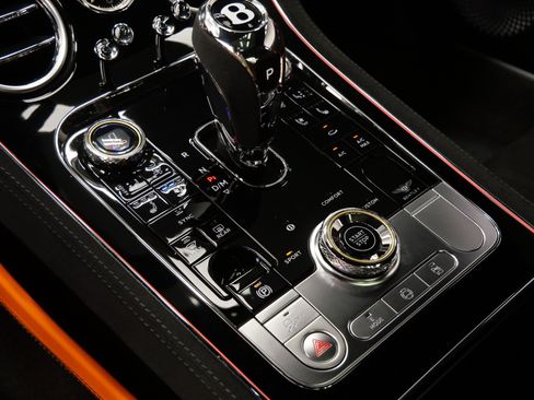 Used 2025 Bentley Continental GT Speed AWD/4WD image 35
