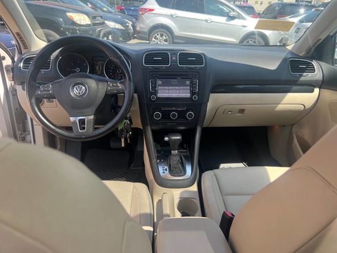 Used 2010 Volkswagen Jetta TDI image 23