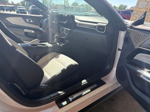 Used 2024 Ford Mustang GT Premium w/ GT Performance Package RWD image 3