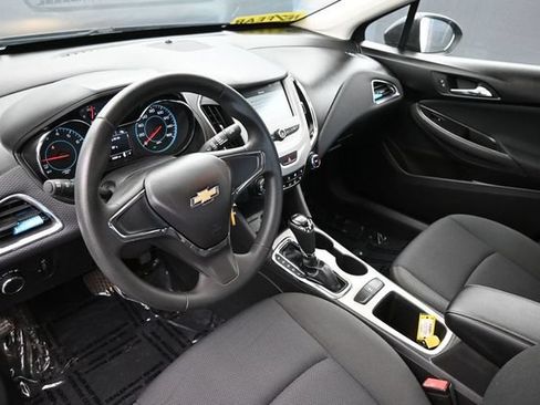 Used 2016 Chevrolet Cruze LS FWD image 18