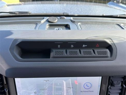 Used 2025 Ford Bronco Big Bend w/ Black Diamond Package image 23