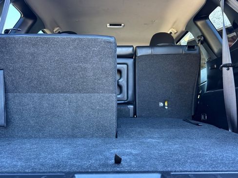 Used 2024 Mitsubishi Outlander SE image 20