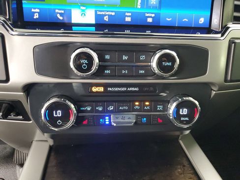 Used 2022 Ford F250 Lariat w/ Lariat Ultimate Package image 42