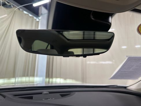 Certified 2023 Buick Envision Avenir AWD/4WD image 41