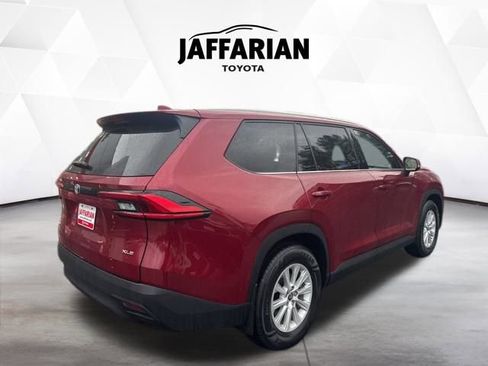 Certified 2024 Toyota Grand Highlander XLE image 6