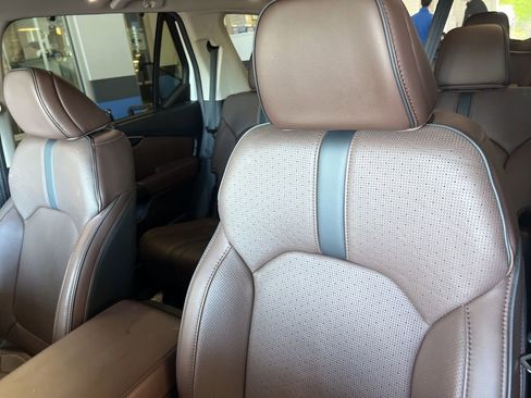 Used 2025 Honda Pilot Elite image 7