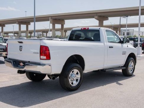 Used 2018 RAM 3500 Tradesman w/ Chrome Appearance Group AWD/4WD image 6