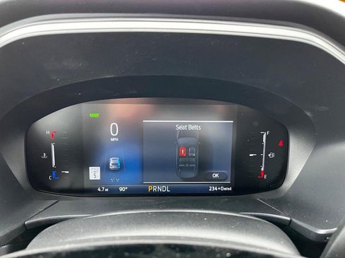 Used 2025 Ford Escape SE FWD image 12