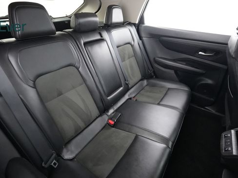 Used 2024 Nissan Ariya AWD image 5