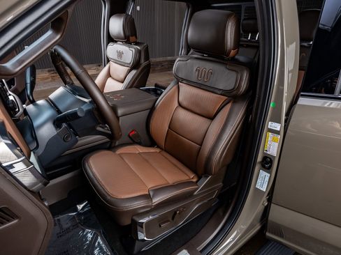 Used 2026 Ford F250 King Ranch w/ Chrome Package image 30