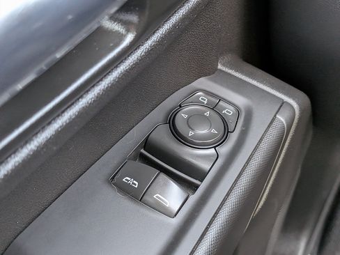 Certified 2025 Chevrolet Silverado 1500 W/T RWD image 21