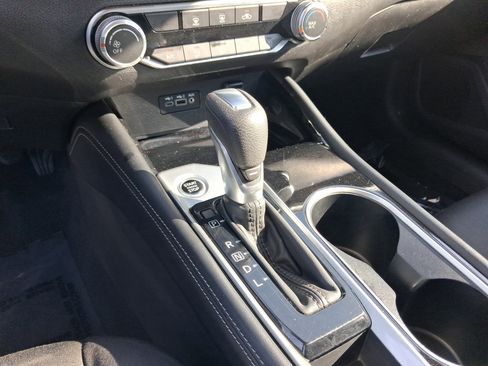 Used 2023 Nissan Altima 2.5 SV image 15