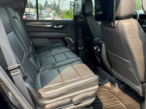 Used 2021 GMC Yukon Denali w/ Denali Ultimate Package AWD/4WD image 11