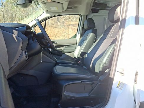 Used 2022 Ford Transit Connect XL image 13