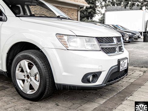 Used 2012 Dodge Journey SXT w/ Sound Group image 4