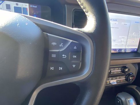 Used 2024 Ford Bronco Outer Banks image 20