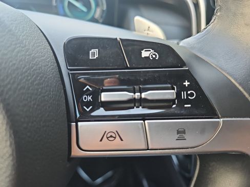 Used 2024 Hyundai Tucson Limited AWD/4WD image 29
