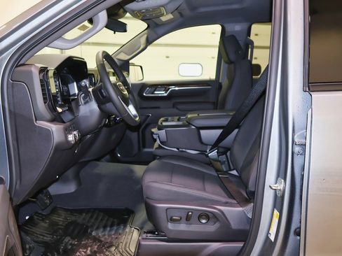 New 2026 GMC Sierra 1500 Elevation image 6