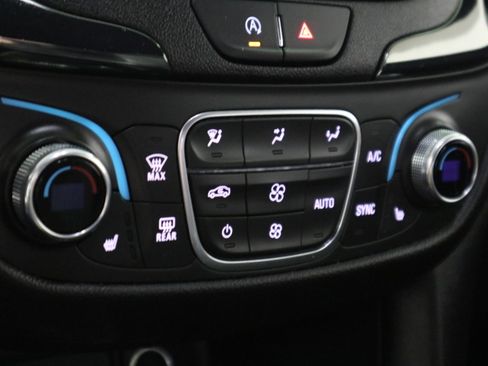 Used 2024 Chevrolet Equinox RS AWD/4WD image 26