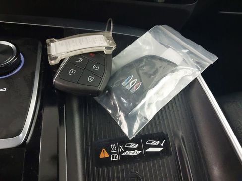 Used 2025 Buick Enclave Preferred image 20