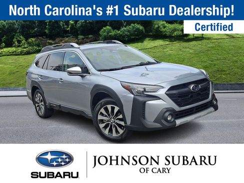 Used 2023 Subaru Outback Touring XT image 1