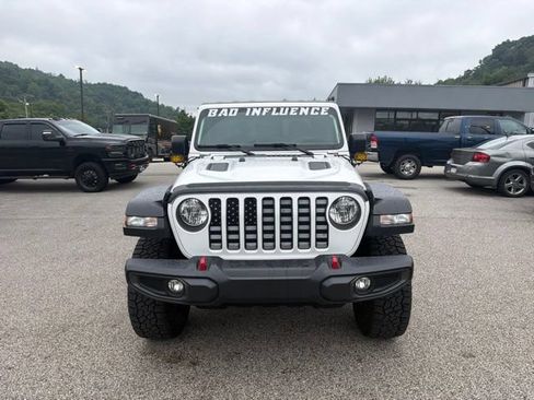 Used 2023 Jeep Gladiator Rubicon w/ Cold Weather Group AWD/4WD image 1