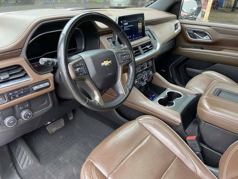 Used 2023 Chevrolet Suburban High Country image 24