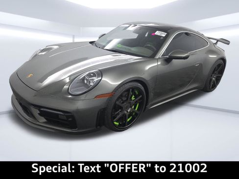 Used 2020 Porsche 911 Carrera 4S image 2