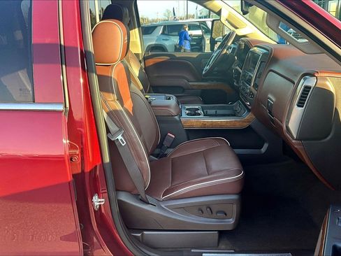 Used 2015 Chevrolet Silverado 2500 High Country w/ Duramax Plus Package image 7