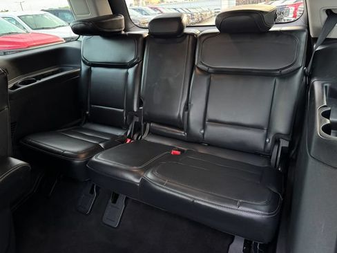 Used 2025 Ford Expedition Platinum AWD/4WD image 19