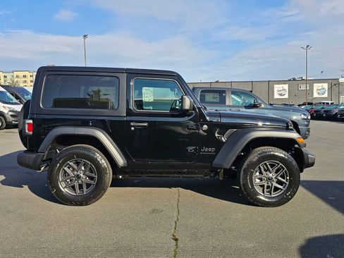 New 2026 Jeep Wrangler Sport S image 9