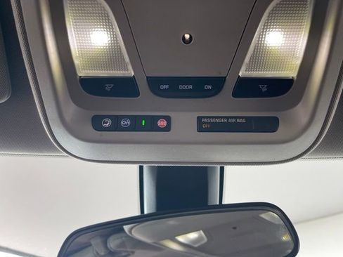 Used 2019 Chevrolet Impala LS FWD image 43