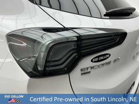 Used 2025 Buick Encore GX Avenir image 22