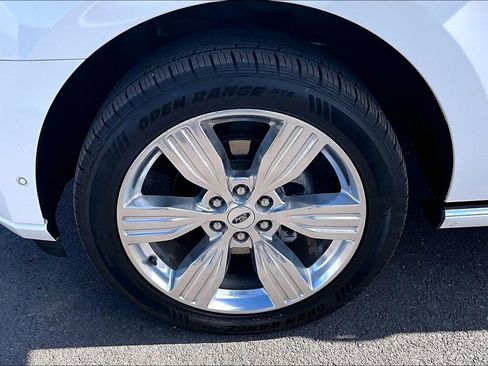 Used 2022 Ford Expedition Platinum image 9