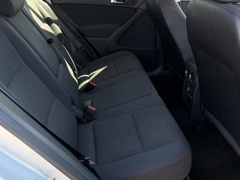 Used 2012 Volkswagen Tiguan S AWD/4WD image 21