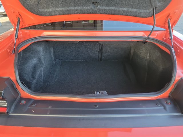 Used 2017 Dodge Challenger R/T Scat Pack RWD image 25