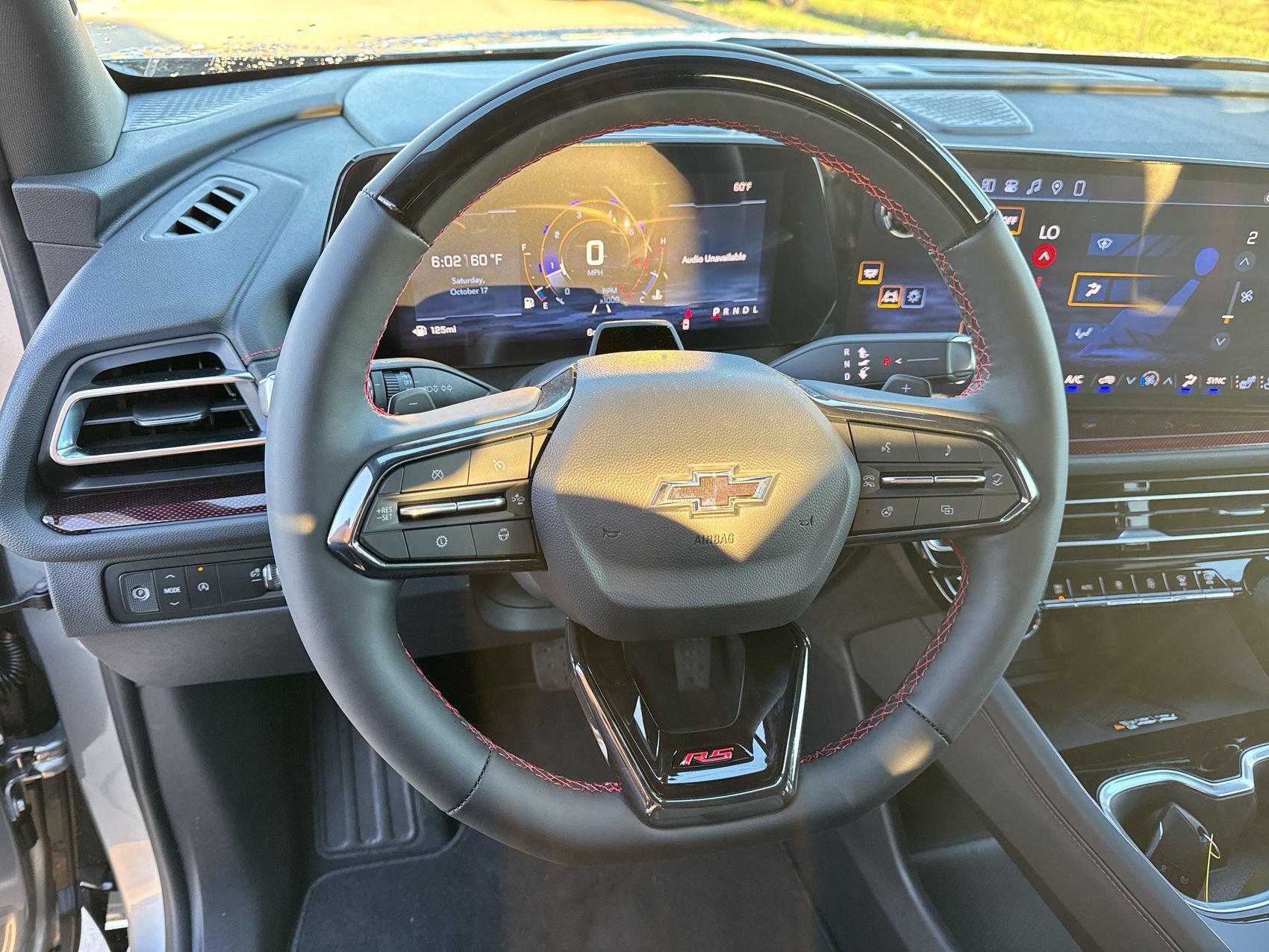 New 2027 Chevrolet Traverse RS FWD image 15