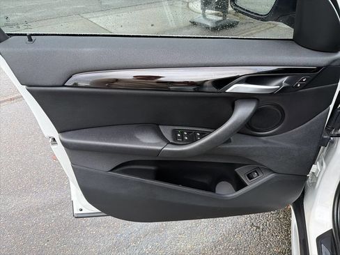 Used 2017 BMW X1 xDrive28i image 35