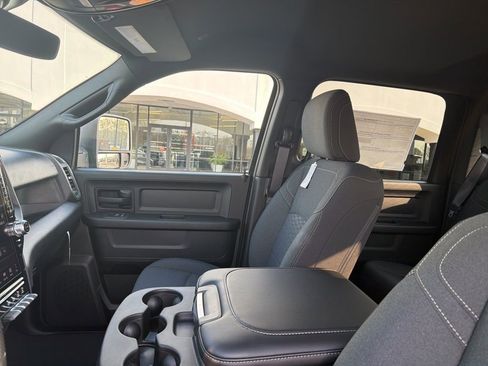 New 2026 RAM 2500 Tradesman AWD/4WD image 22