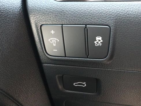 New 2025 Kia K5 LXS image 21