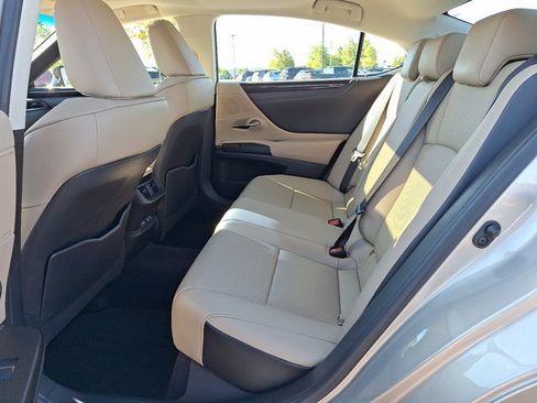 Used 2021 Lexus ES 350 w/ Accessory Package 2 FWD image 11