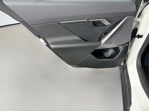 Used 2026 BMW 530i RWD image 26
