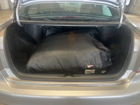 Used 2004 Honda Accord LX image 6