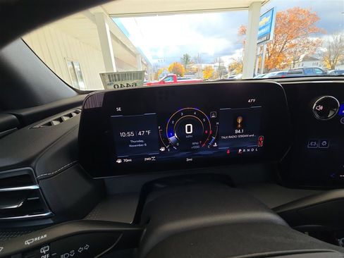 New 2026 Chevrolet Traverse LT w/ Midnight/Sport Edition image 12