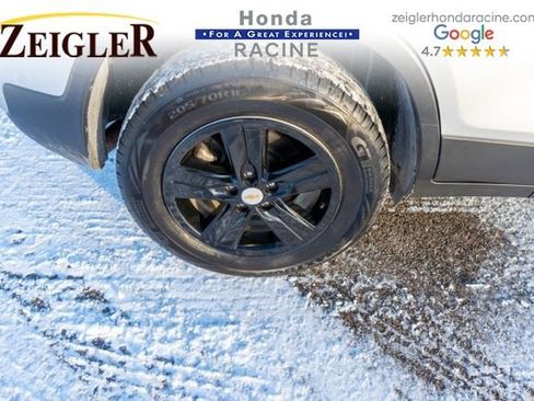 Used 2020 Chevrolet Trax LT w/ LT Convenience Package image 11