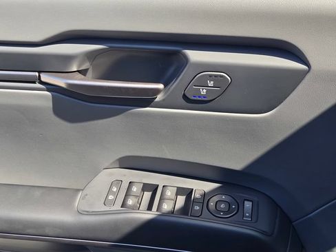 New 2026 Kia EV9 Light RWD image 16