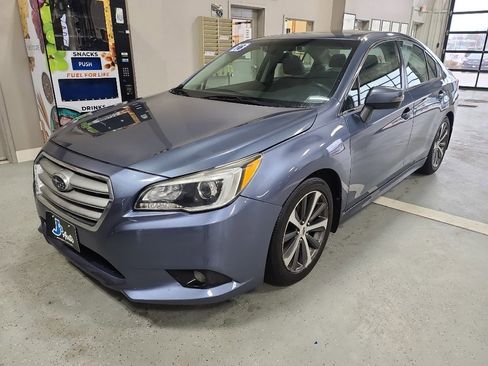 Used 2016 Subaru Legacy 2.5i Limited image 2
