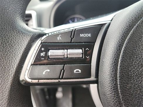 Used 2022 Kia Sportage LX image 22