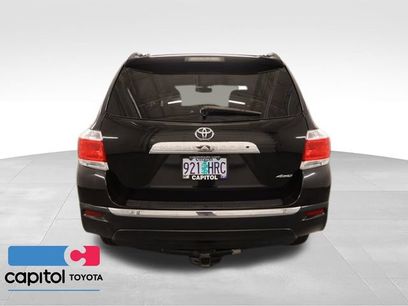 Used 2013 Toyota Highlander SE