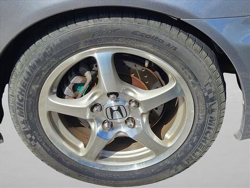 Used 2004 Honda S2000 image 5